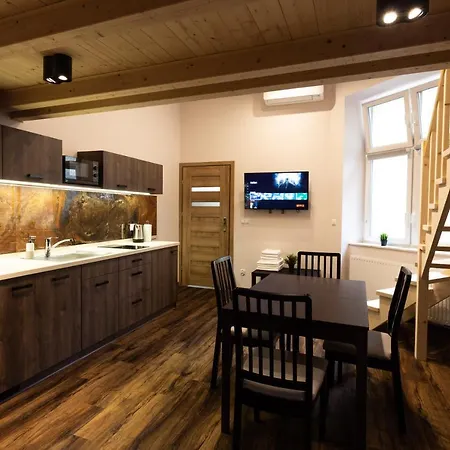 Apartmán Apartament Blisko Rynku I Dworca Nr 2 *